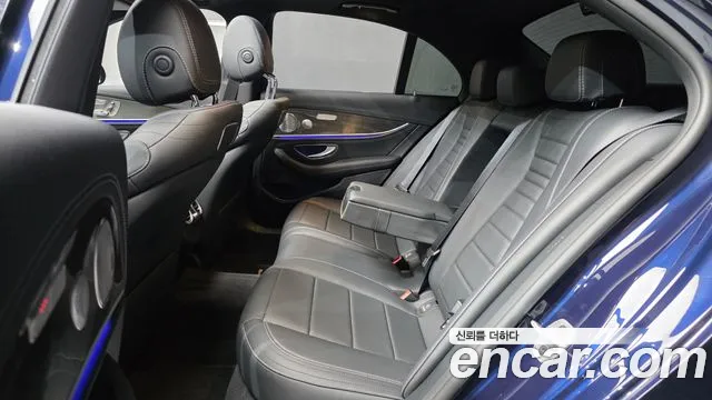 Mercedes-Benz E-Класс 2019 thumb 12