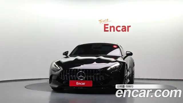 Mercedes-Benz AMG GT 2025 thumb 3