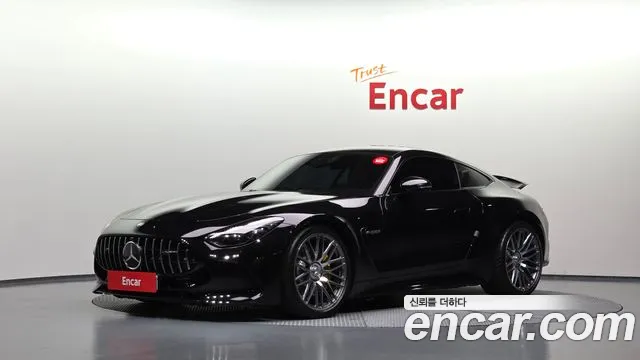 Mercedes-Benz AMG GT 2025 thumb 11