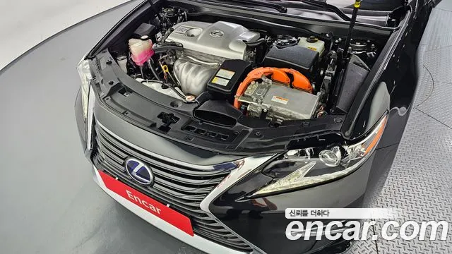 Lexus ES 2016 thumb 6