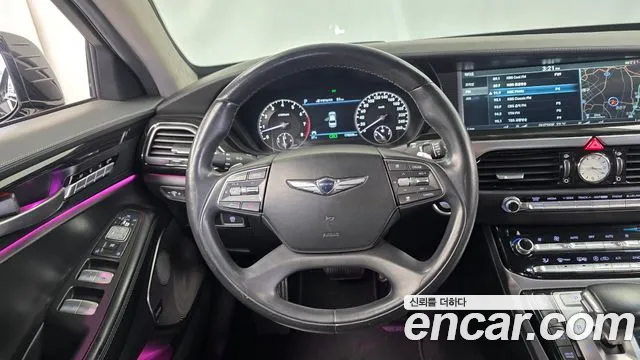 Genesis G90 2016 thumb 12