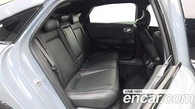 Hyundai IONIQ 6 2023 thumb 10