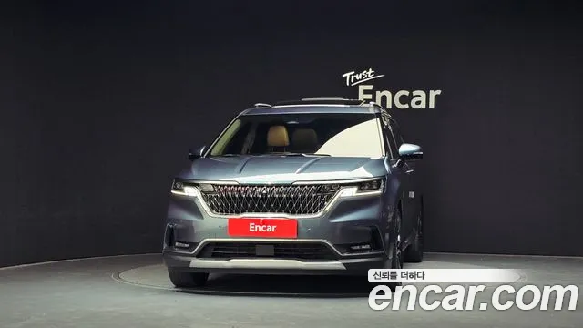 Kia Carnival 2022 thumb 3