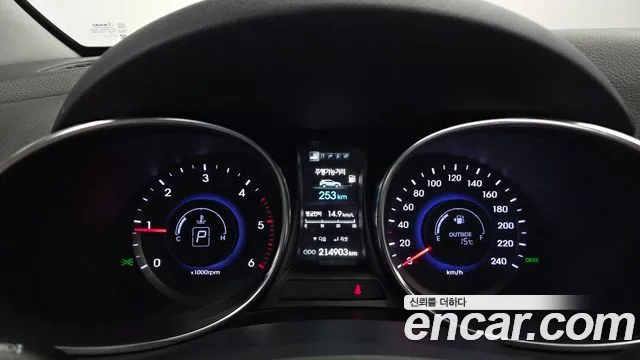 Hyundai Santa Fe 2014 thumb 8