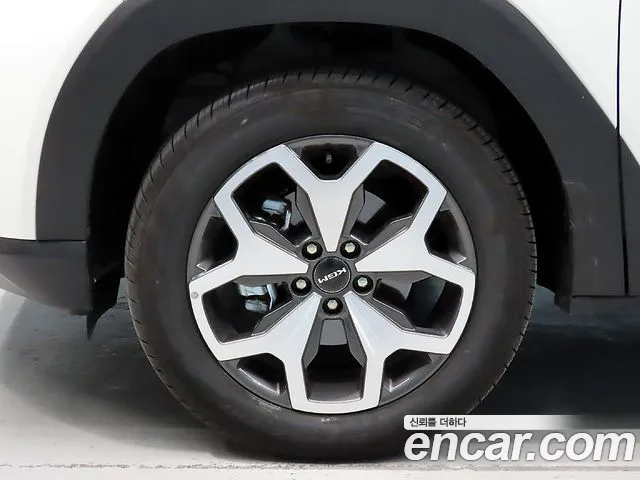 KG_Mobility_Ssangyong Torres 2025 thumb 5