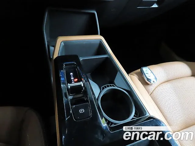 KG_Mobility_Ssangyong Torres 2025 thumb 9