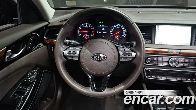 Kia K7 2016 thumb 12