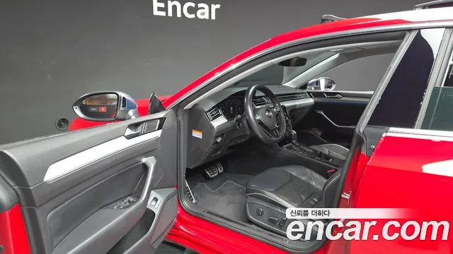 Volkswagen Arteon 2019 thumb 9