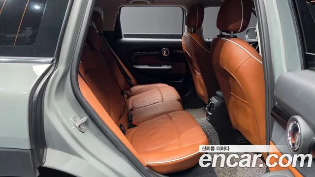 MINI Clubman 2022 thumb 12