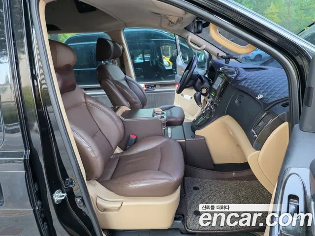 Hyundai Starex 2015 thumb 8