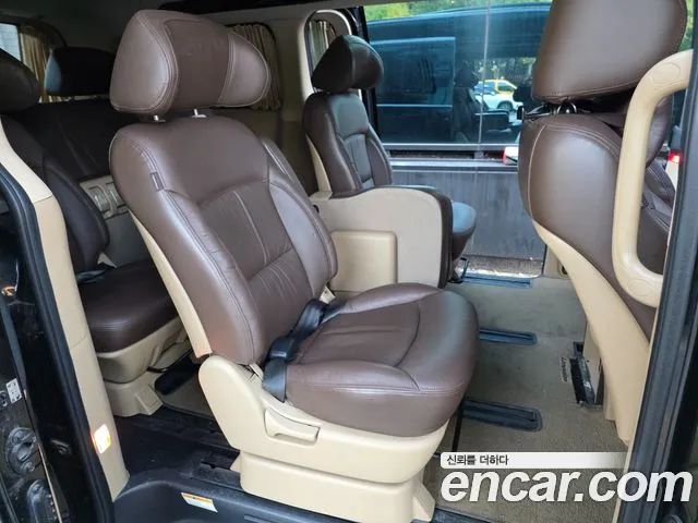 Hyundai Starex 2015 thumb 9