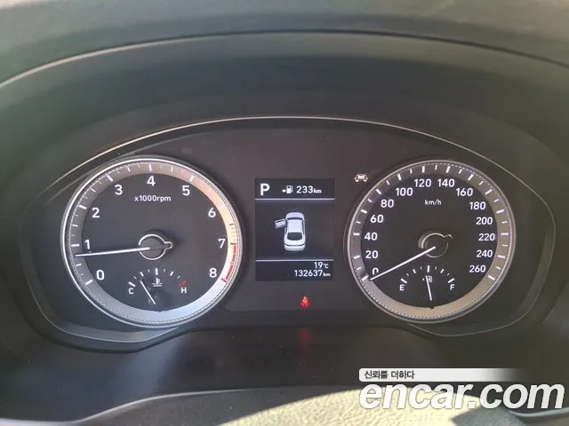 Hyundai Grandeur 2017 thumb 8