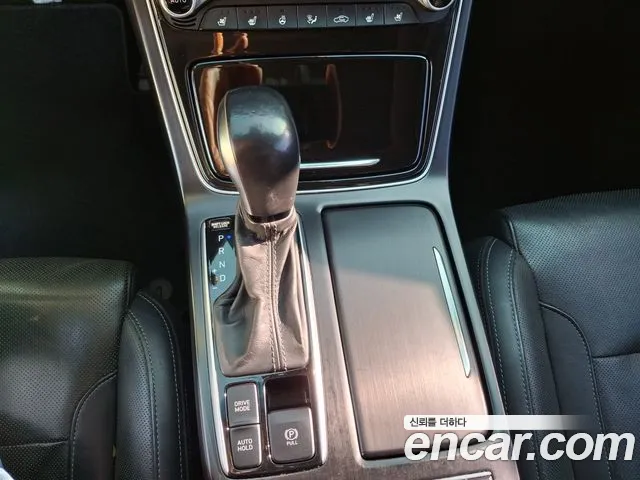 Hyundai Grandeur 2017 thumb 9