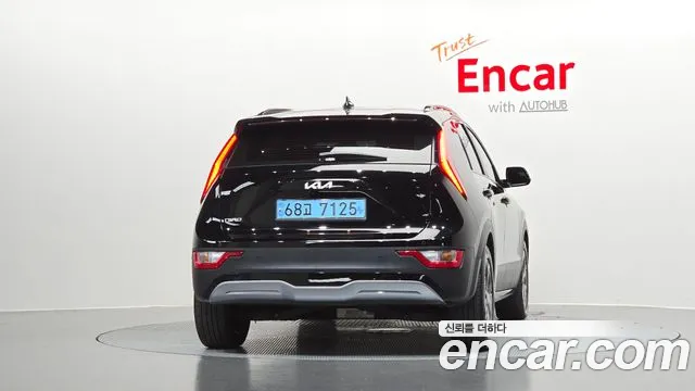 Kia Niro 2022 thumb 3