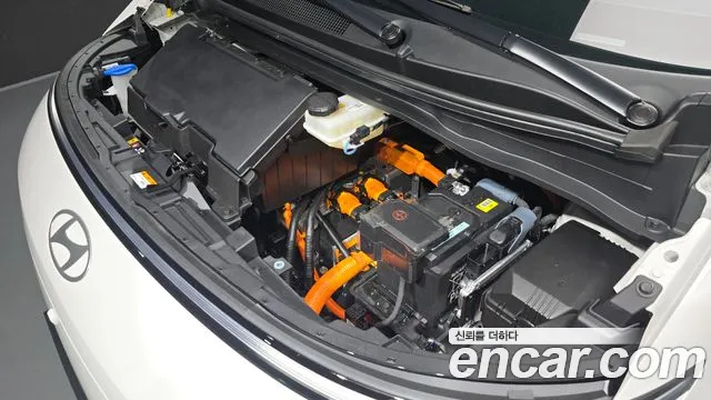 Hyundai Staria 2026 thumb 5