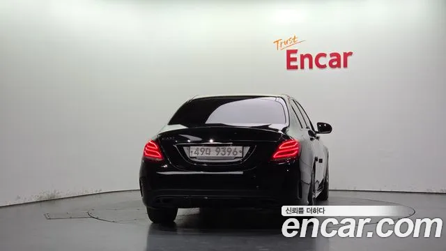 Mercedes-Benz C-Класс 2017 thumb 3