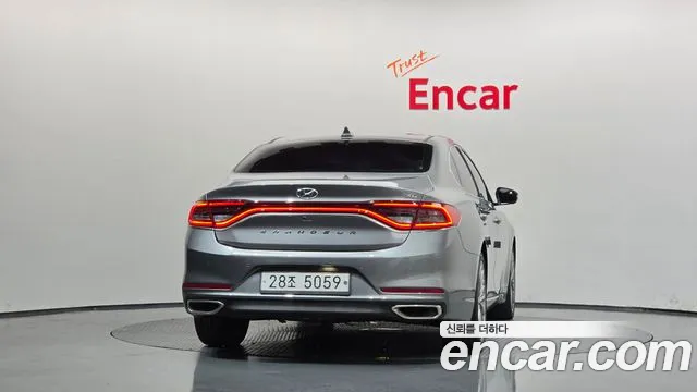 Hyundai Grandeur 2017 thumb 4