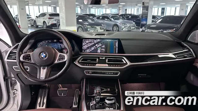 BMW X7 2021 thumb 7