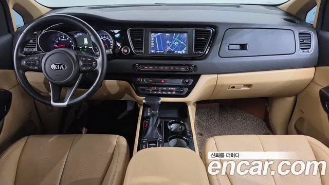 Kia Carnival 2019 thumb 7