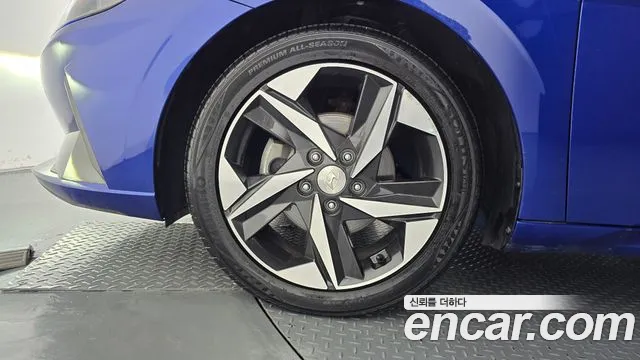 Hyundai Avante 2020 thumb 5