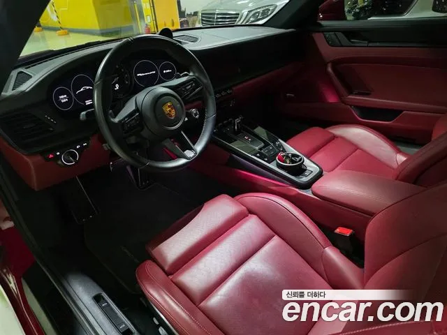 Porsche 911 2023 thumb 7