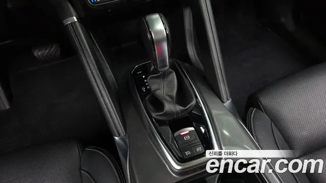 Renault-KoreaSamsung Koleos 2018 thumb 9