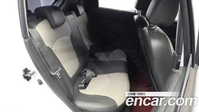 ChevroletGMDaewoo Spark 2012 thumb 11