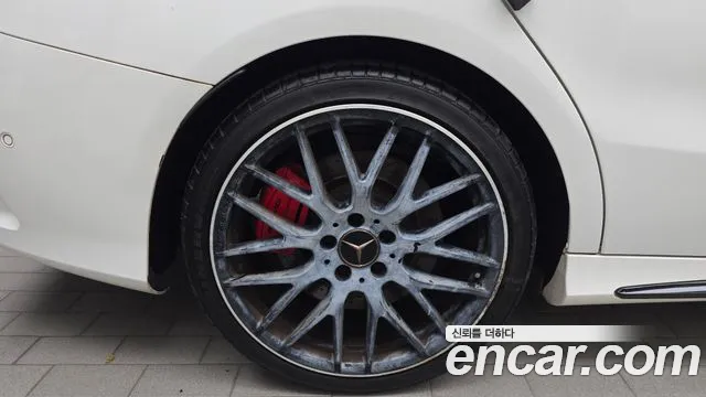 Mercedes-Benz CLA 2018 thumb 5