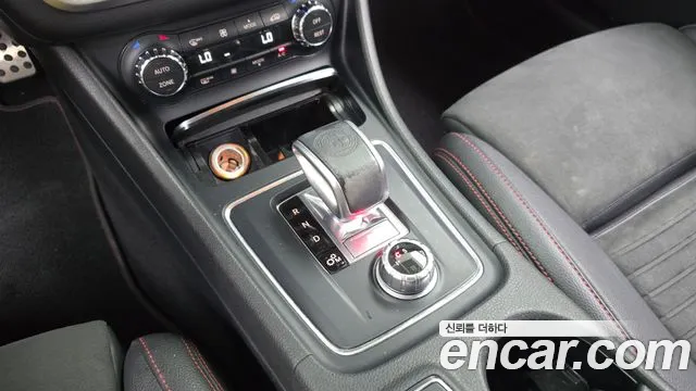 Mercedes-Benz CLA 2018 thumb 9