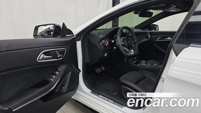 Mercedes-Benz CLA 2018 thumb 10