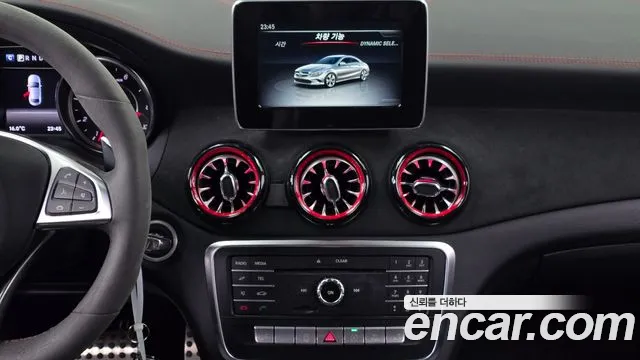 Mercedes-Benz CLA 2018 thumb 12