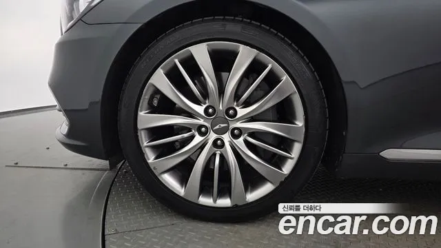 Genesis G80 2018 thumb 5