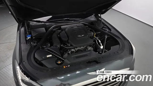 Genesis G80 2018 thumb 6