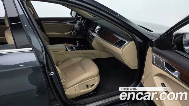 Genesis G80 2018 thumb 11