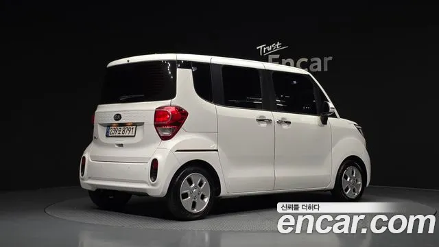 Kia Ray 2018 thumb 2