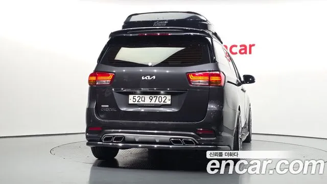 Kia Carnival 2017 thumb 4