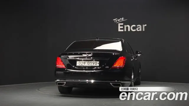 Genesis G90 2016 thumb 4