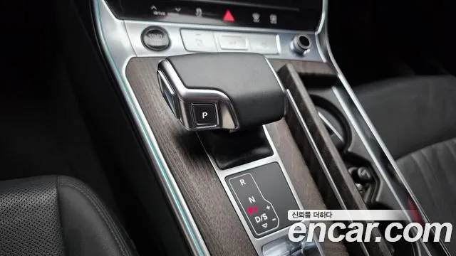 Audi A6 2021 thumb 8