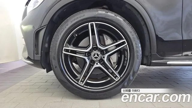 Mercedes-Benz GLC 2022 thumb 5