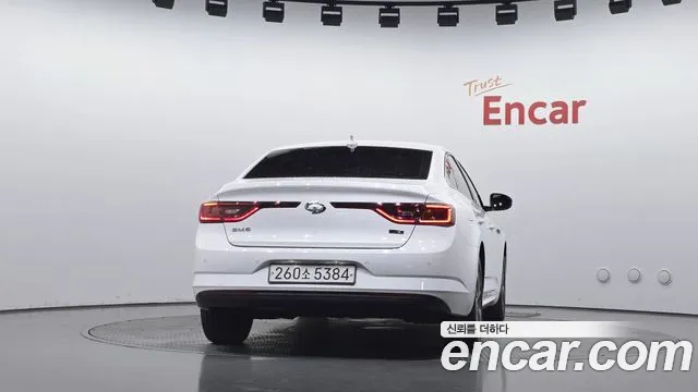 Renault-KoreaSamsung Megane 2019 thumb 4