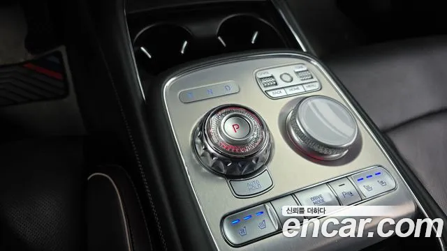 Genesis G90 2022 thumb 9