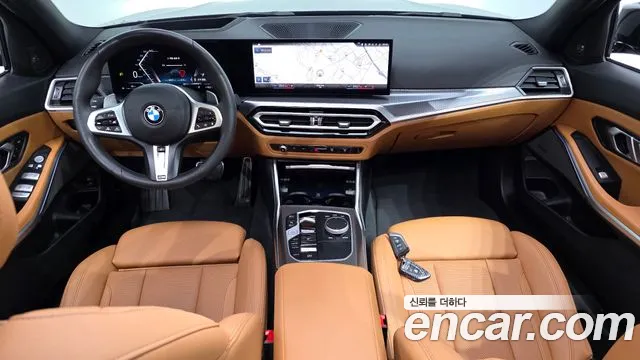 BMW 3-Series 2024 thumb 7