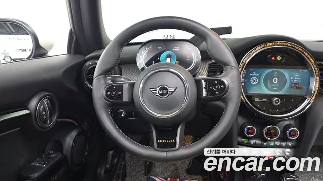 MINI Hatch 2023 thumb 12