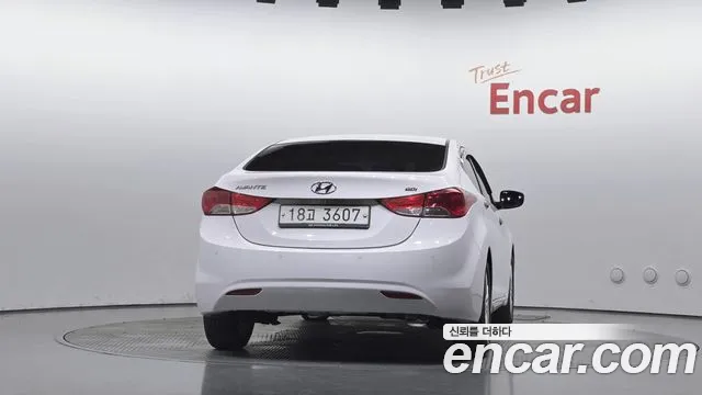 Hyundai Avante 2012 thumb 4