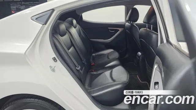 Hyundai Avante 2012 thumb 11