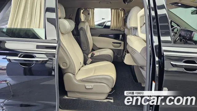 Kia Carnival 2021 thumb 12