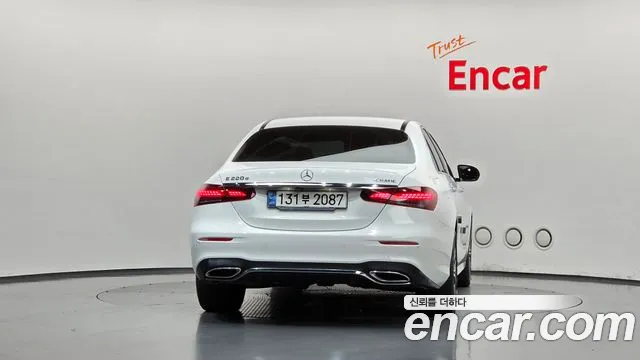 Mercedes-Benz E-Класс 2020 thumb 4