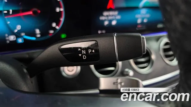 Mercedes-Benz E-Класс 2020 thumb 9