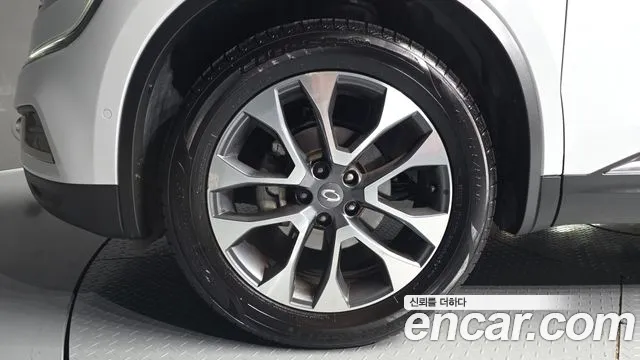 Renault-KoreaSamsung Koleos 2018 thumb 5