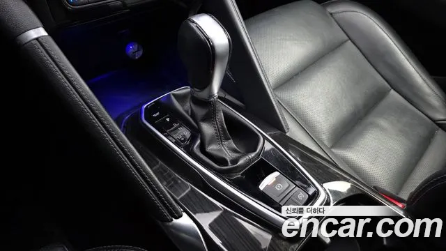 Renault-KoreaSamsung Koleos 2018 thumb 9